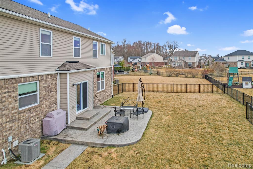 48115 STAPLETON Avenue, Macomb, MI 48042 — Photo 34
