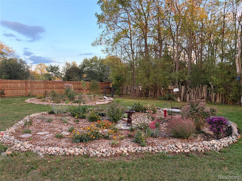 9216 Davison Road, Davison, MI 48423 — Photo 4