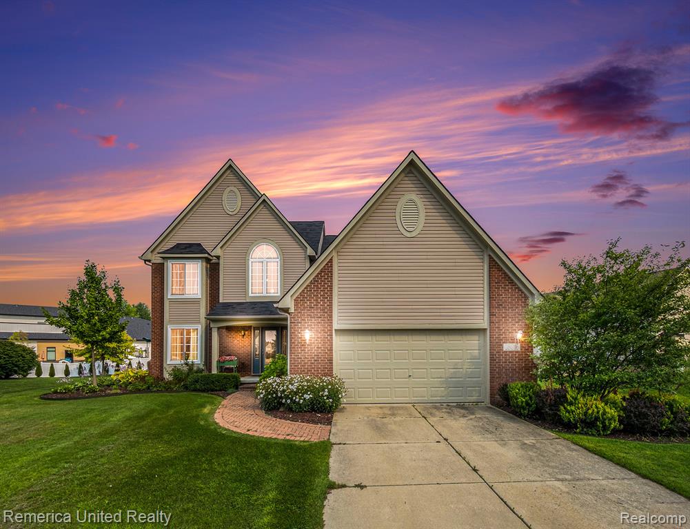 28016 Stillwater Court, South Lyon, MI 48165 — Photo 2