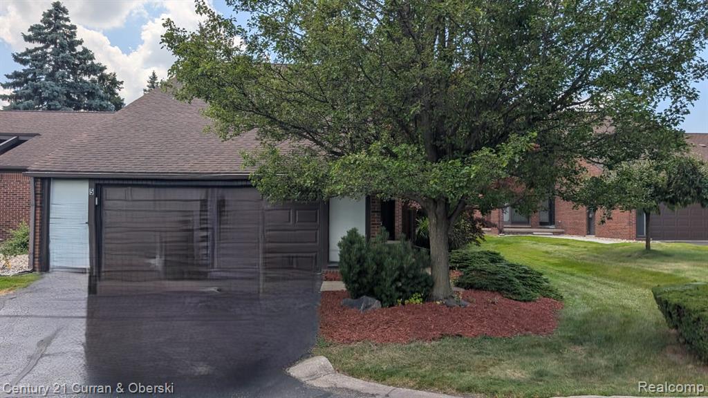 5 Colony Lane, Ford Rd, Dearborn, MI 48120 — Photo 2