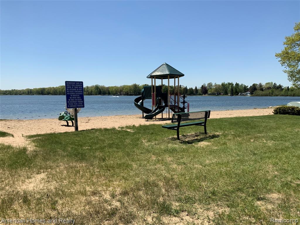7395 Crestwood Drive, Oscoda, MI 48750 — Photo 17