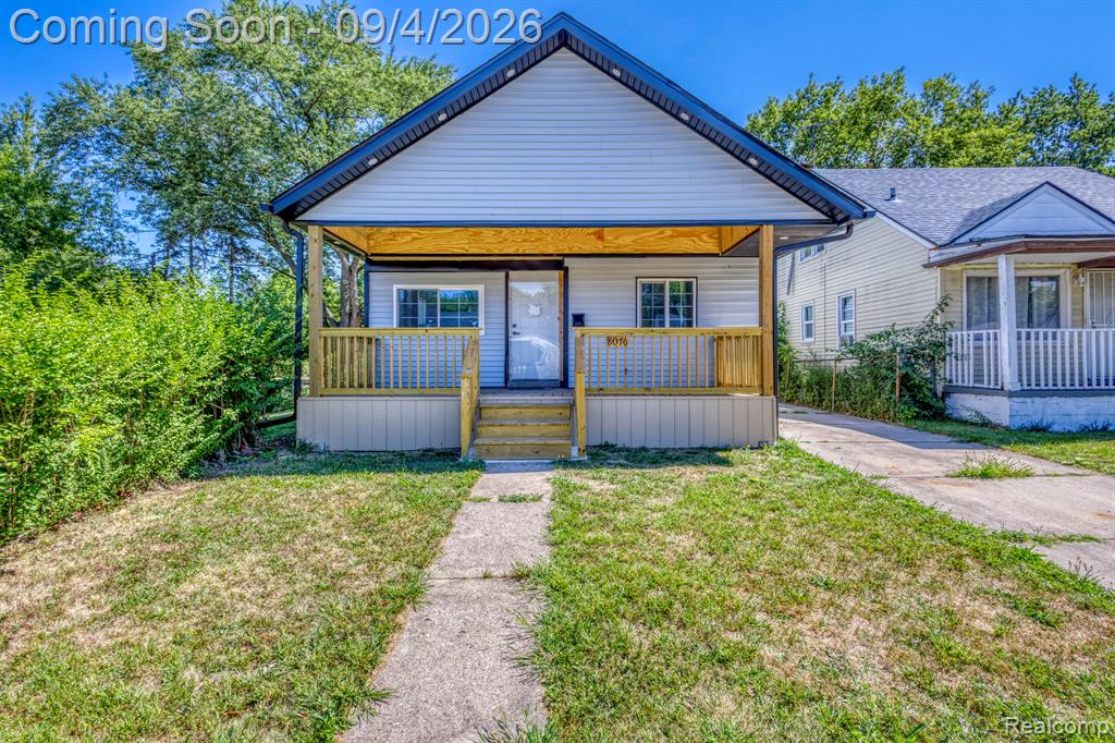 8076 Stahelin Avenue, Detroit, MI 48228