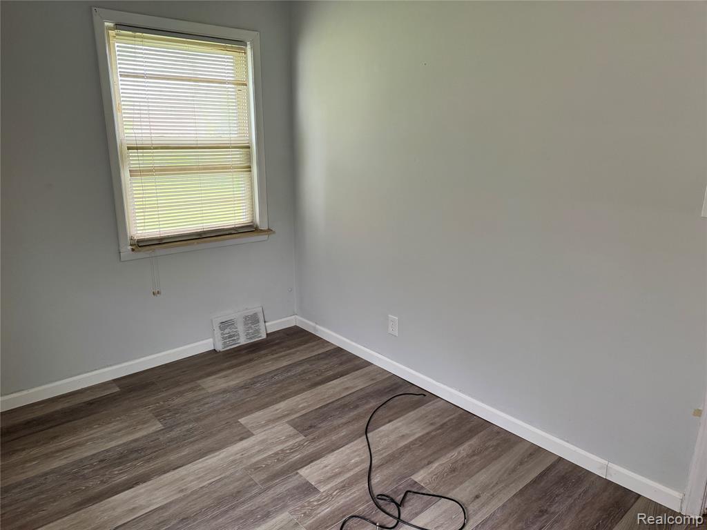 9425 Marlowe, Detroit, MI 48228 — Photo 19