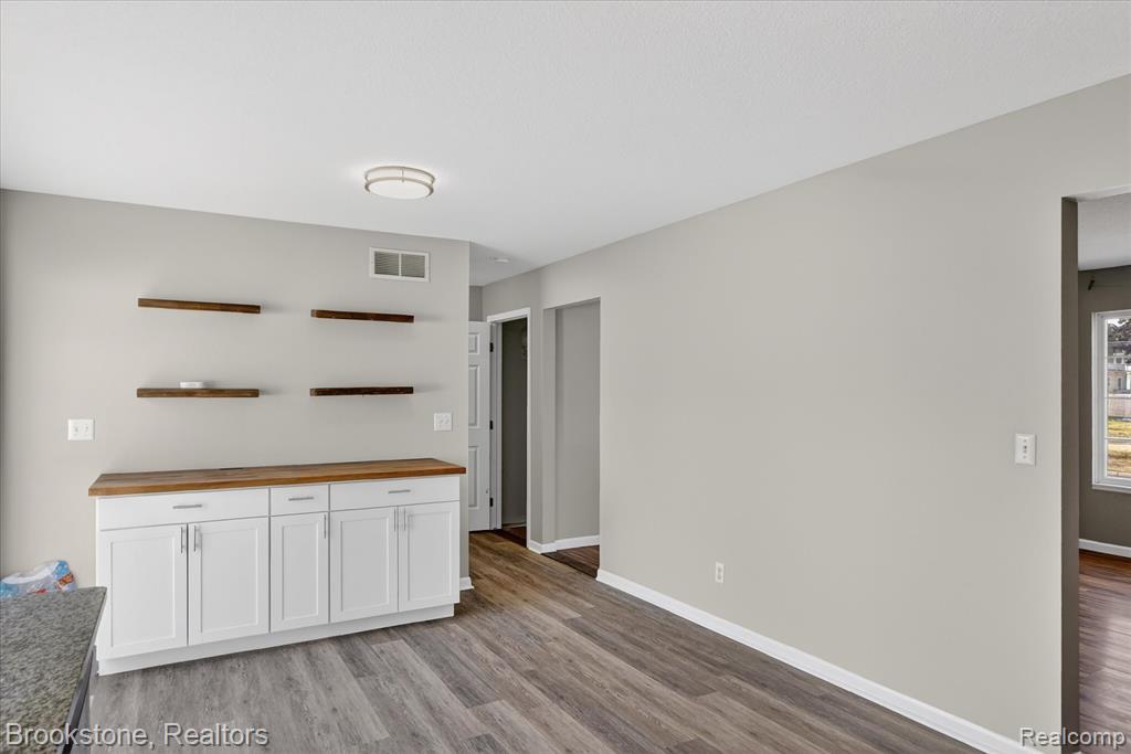 116 Maple Boulevard, Monroe, MI 48162 — Photo 10