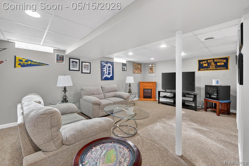 17830 Kuecken Street, Clinton Twp, MI 48038 — Photo 32