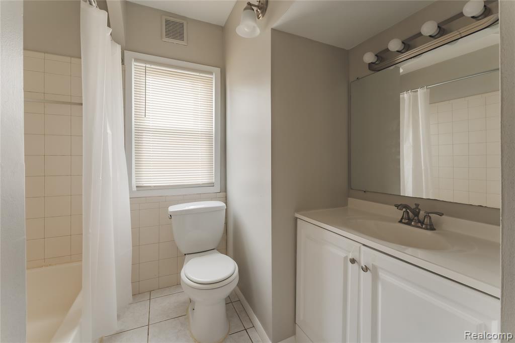 15765 Nicolai Avenue, Eastpointe, MI 48021 — Photo 15