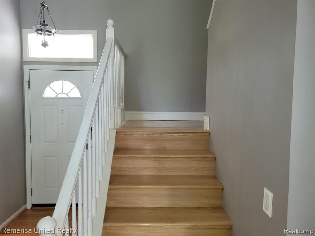 971 RIKKI ANN, Wixom, MI 48393 — Photo 19