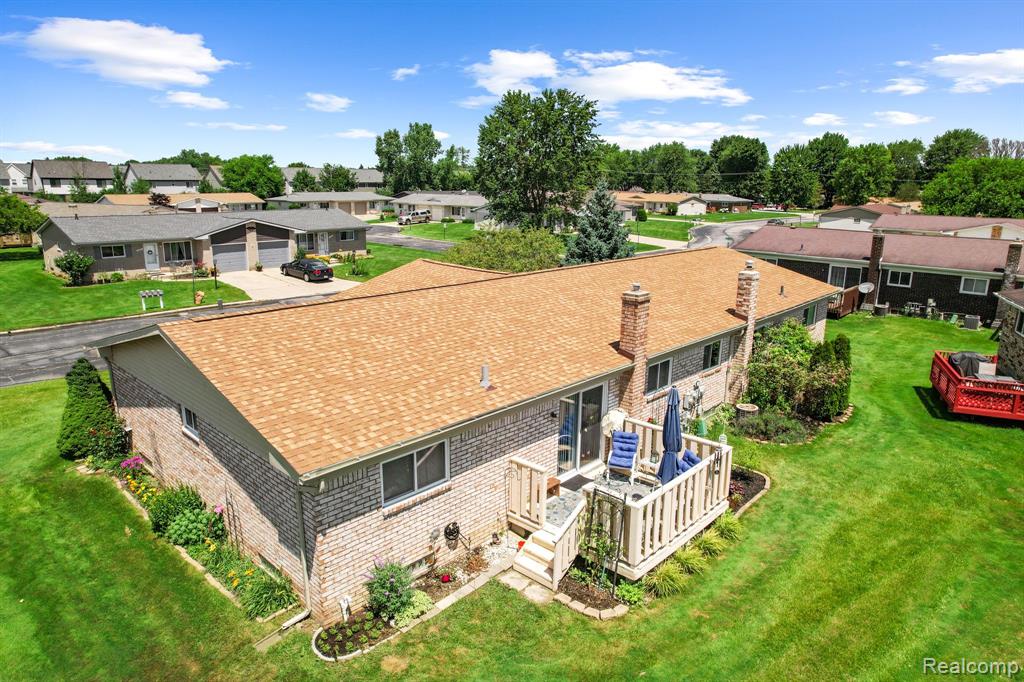 47450 LIZABETH Drive, Chesterfield, MI 48047 — Photo 24
