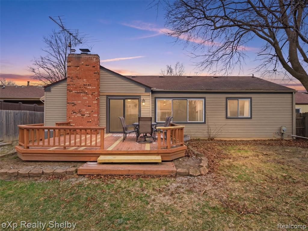 41670 Amberly Drive, Clinton Twp, MI 48038 — Photo 5