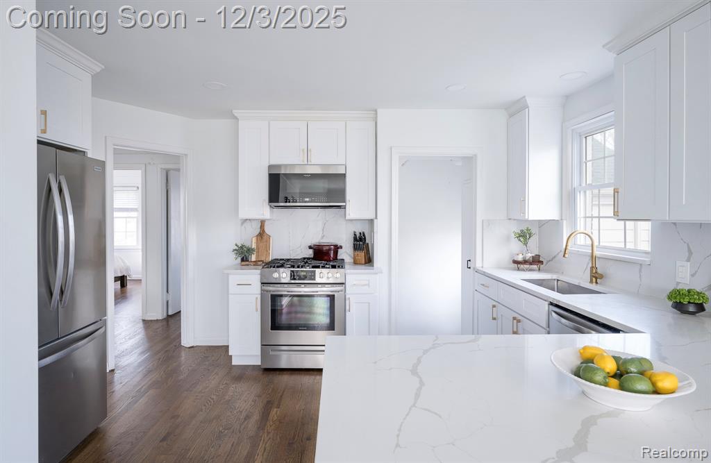 4218 Normandy Road, Royal Oak, MI 48073 — Photo 5