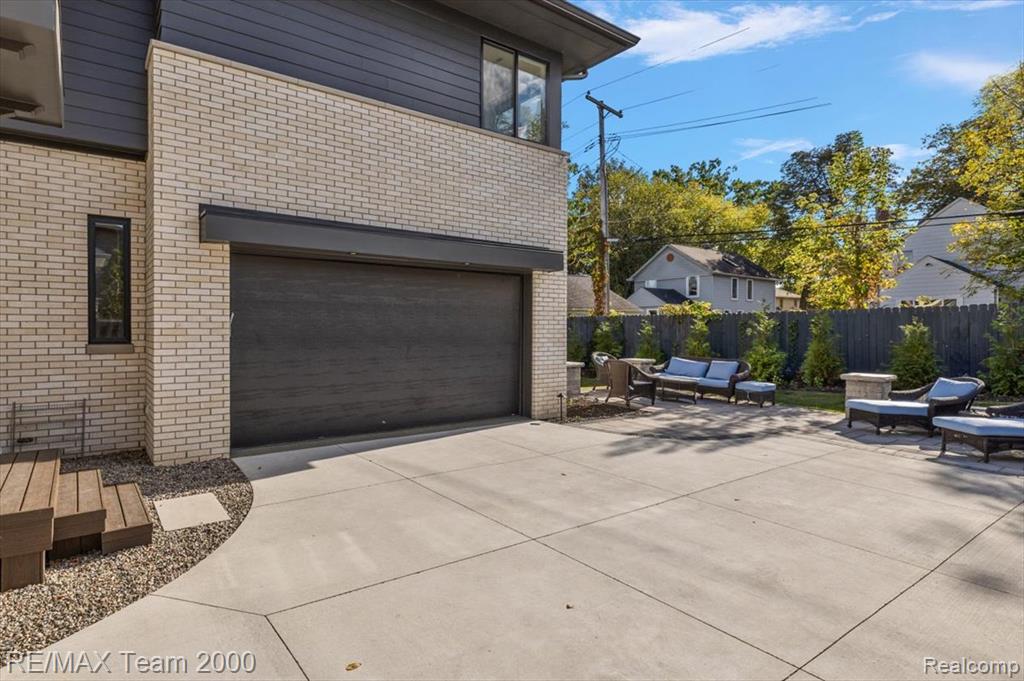 864 Ann Street, Birmingham, MI 48009 — Photo 11