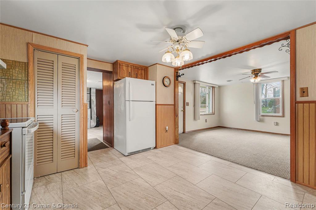 23674 Cora Street, Brownstown, MI 48183 — Photo 6