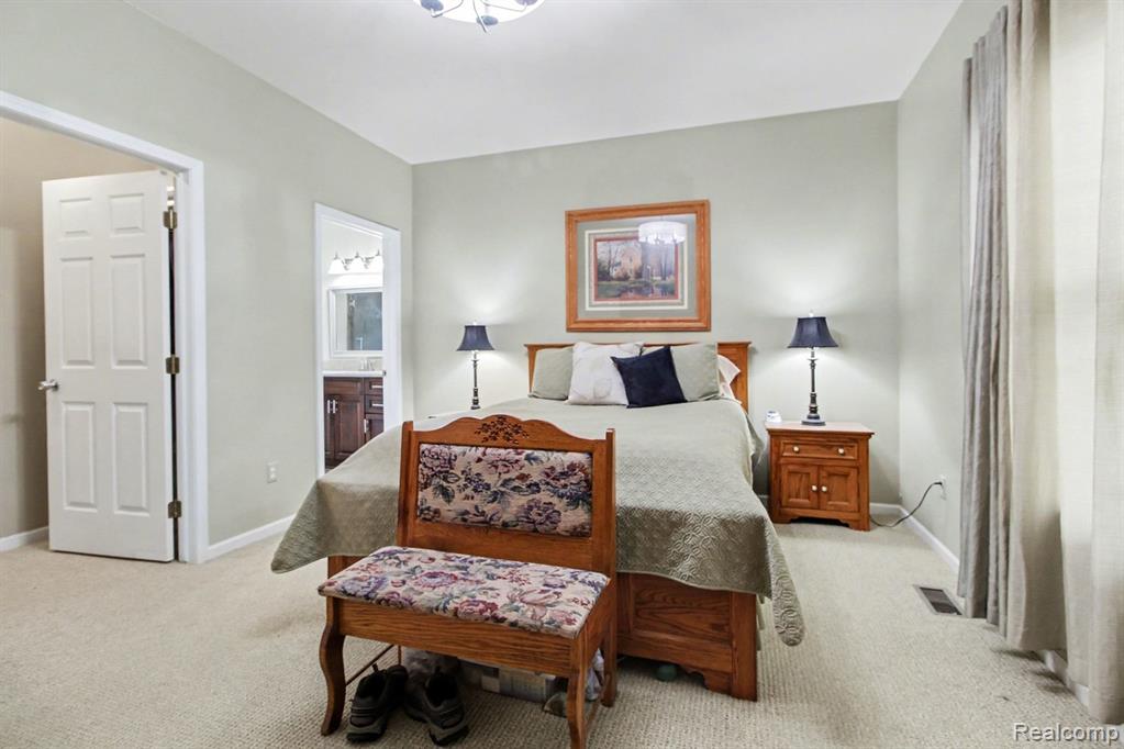 5744 Hidden Lane Court, White Lake, MI 48383 — Photo 19