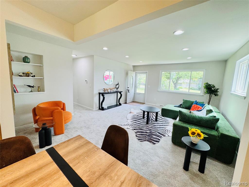 4880 Forest Avenue, Waterford, MI 48328 — Photo 5