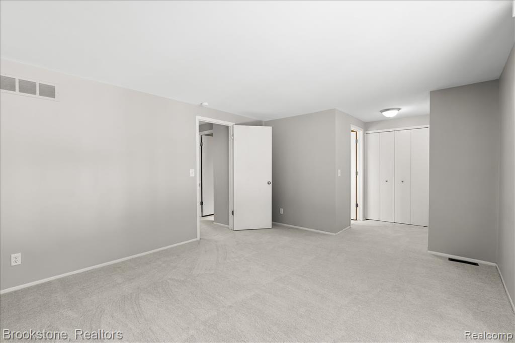 44865 Erin Drive, Plymouth, MI 48170 — Photo 21
