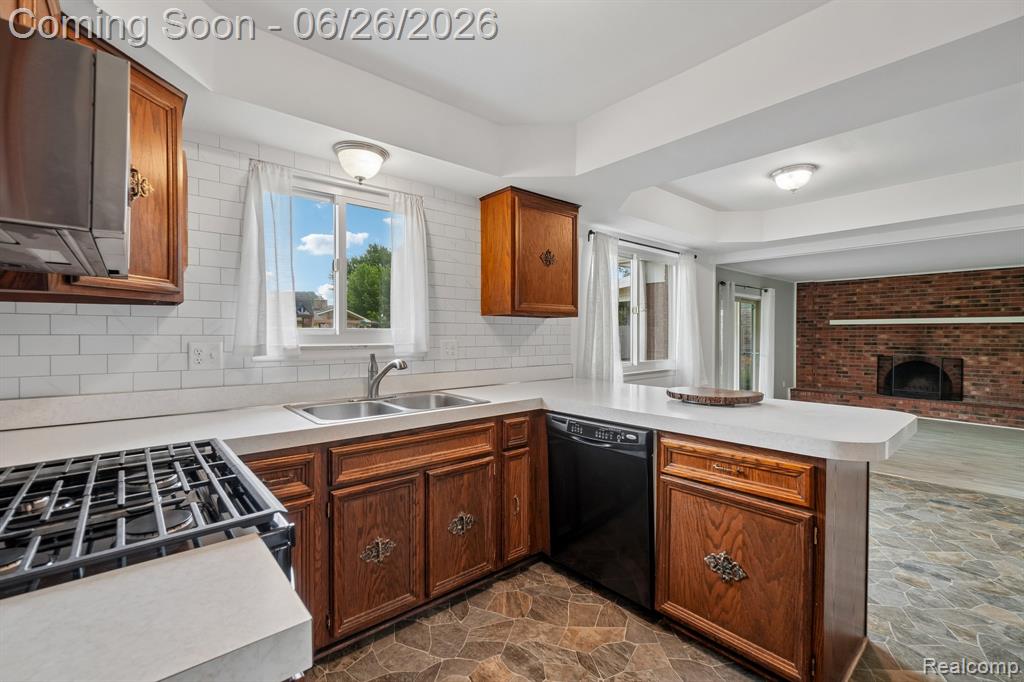 6046 Wedgewood Road, Canton, MI 48187 — Photo 12