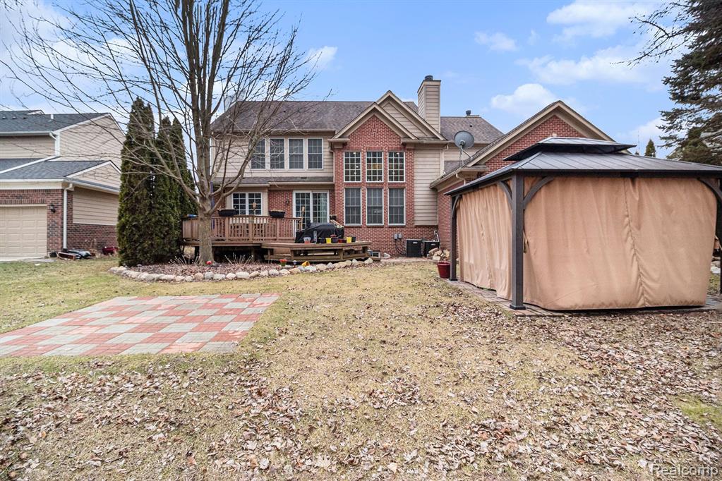 49532 GREAT FALLS Road, Canton, MI 48188 — Photo 36