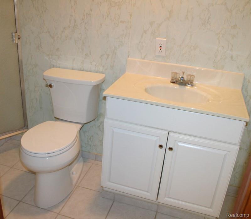 9854 Sterling Avenue, Allen Park, MI 48101 — Photo 41