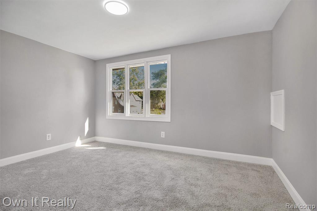 8155 Appoline Street, Detroit, MI 48228 — Photo 22
