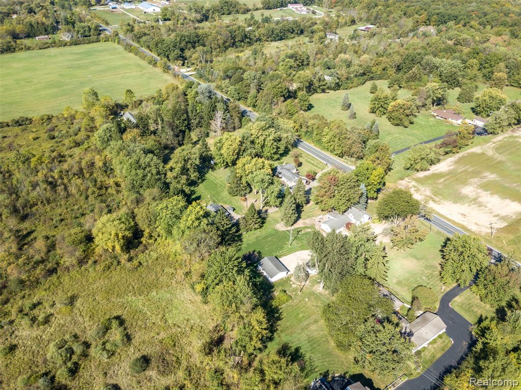 6810 N Territorial Road, Plymouth, MI, 48170