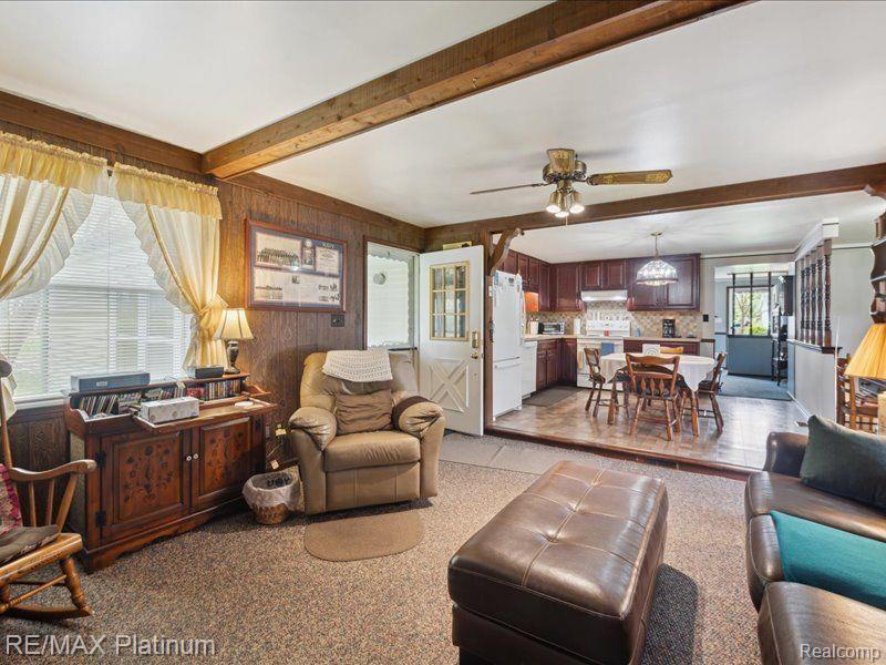 2338 ROSELAWN Street, Wolverine Lake, MI 48390 — Photo 4