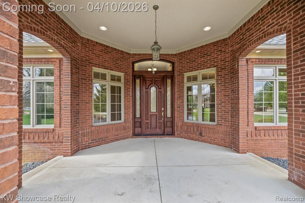 2901 Vero Drive, Highland, MI 48356 — Photo 5