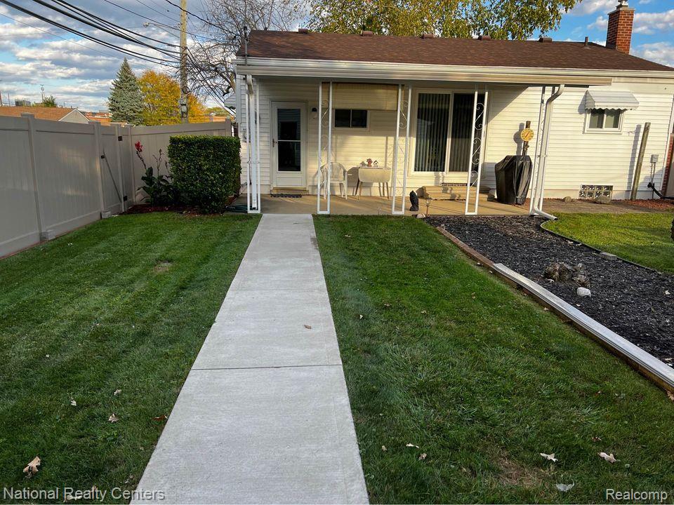 6157 DEERING Street, Garden City, MI — Photo 30