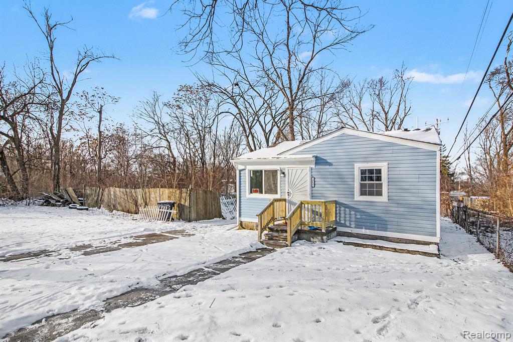 14437 Dacosta Street, Detroit, MI 48223 — Photo 5