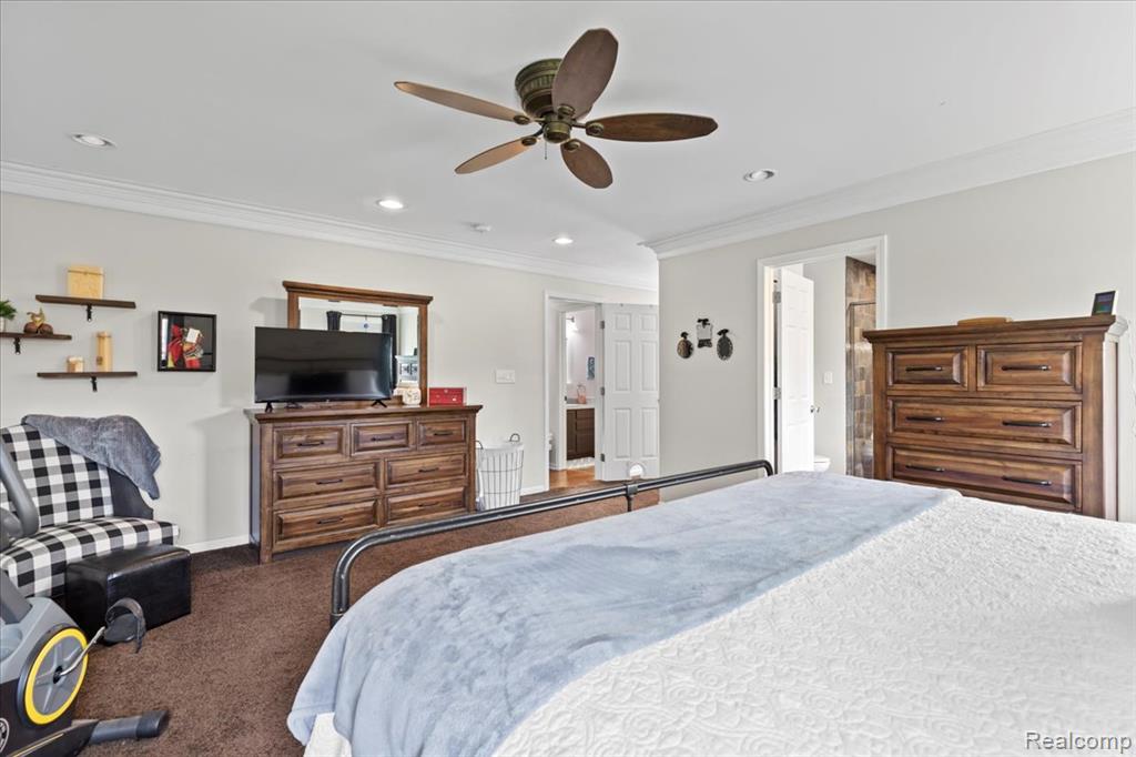 9327 Huron Park Drive, Brighton, MI 48116 — Photo 21
