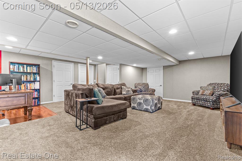 2057 Warbler Court, Commerce Twp, MI 48382 — Photo 28