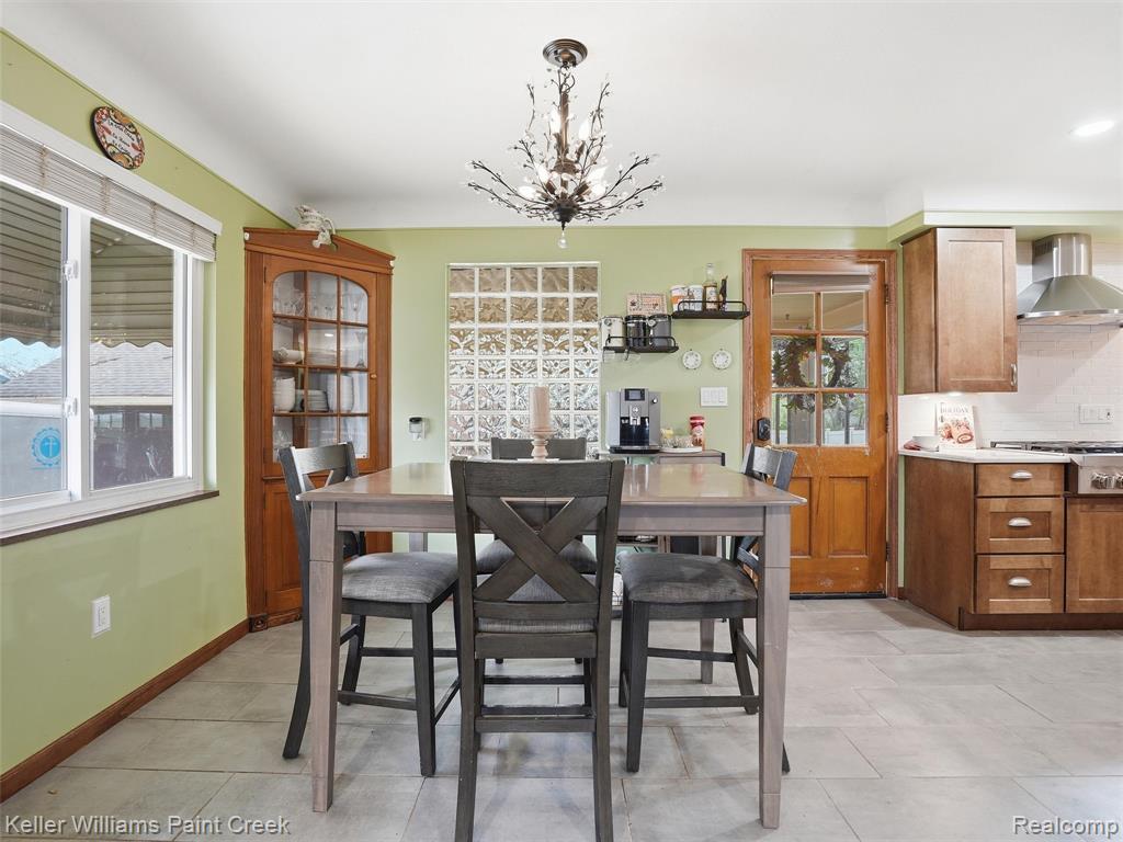 18048 Elizabeth Street, Roseville, MI 48066 — Photo 7