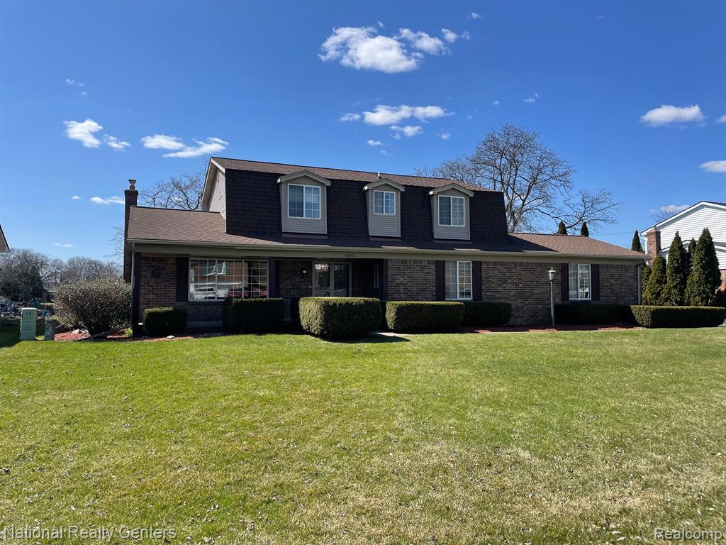 52545 BELLE VERNON, Shelby Twp, MI 48316 — Photo 2