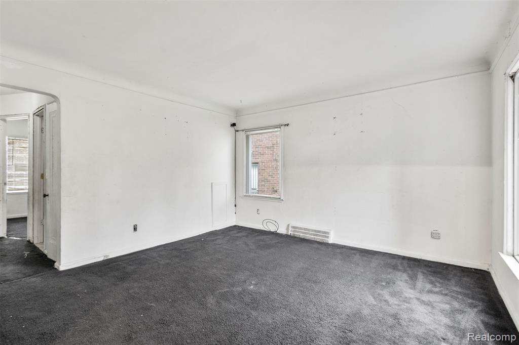 19161 Rogge Street, Detroit, MI 48234 — Photo 4