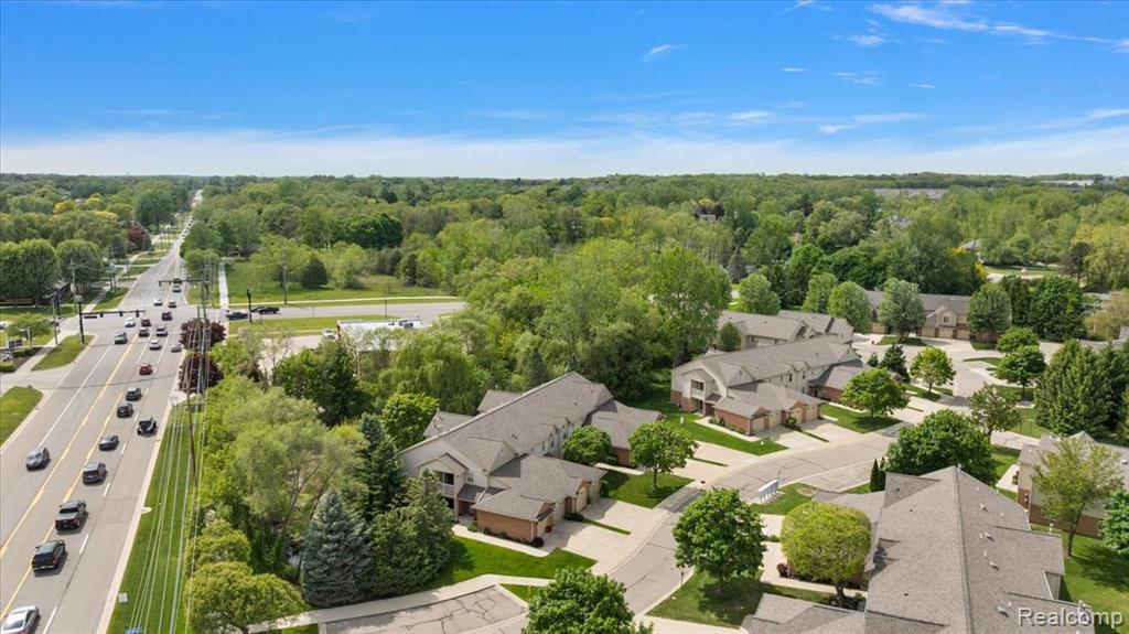 55093 Westchester Drive, 45, Shelby Twp, MI 48316 — Photo 35