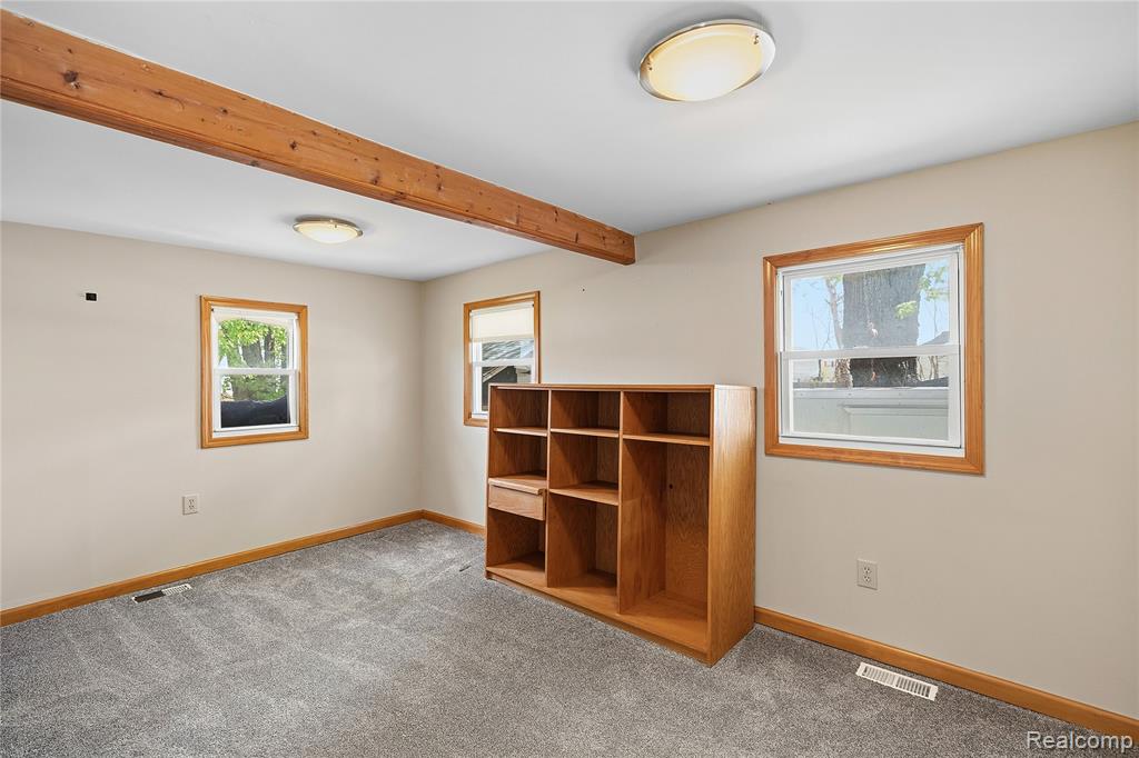 725 Mason Road, Howell, MI 48843 — Photo 10