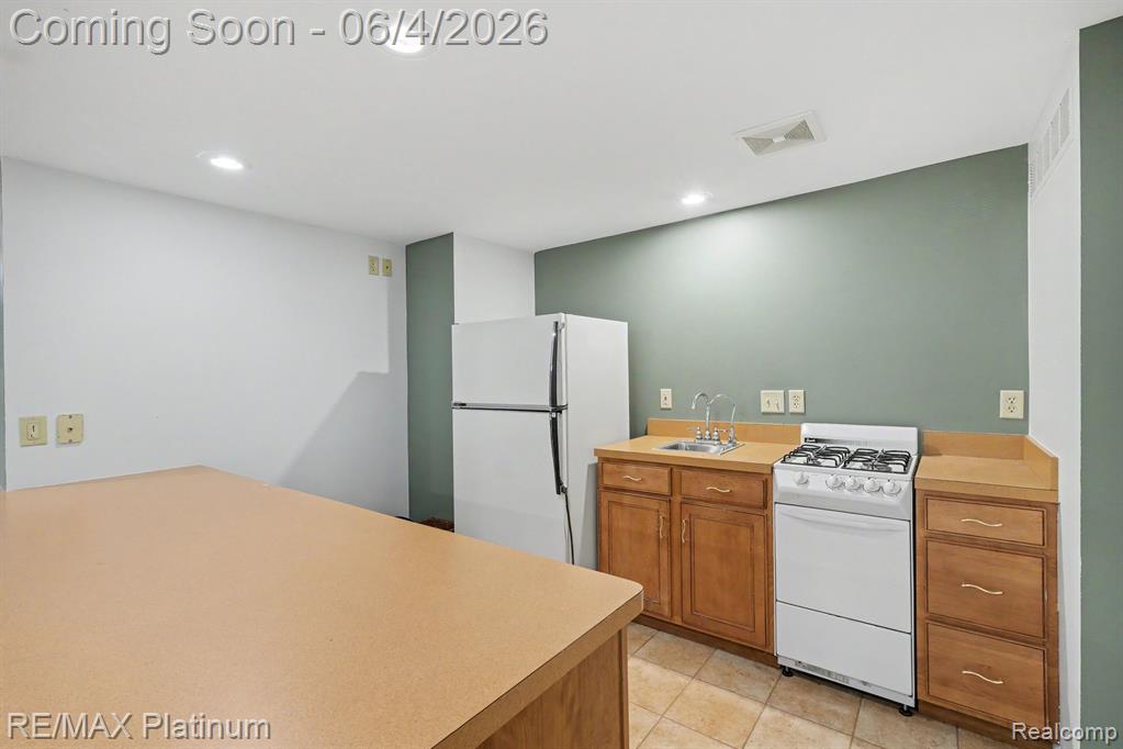 535 Wolfe Road, Ortonville, MI 48462 — Photo 34