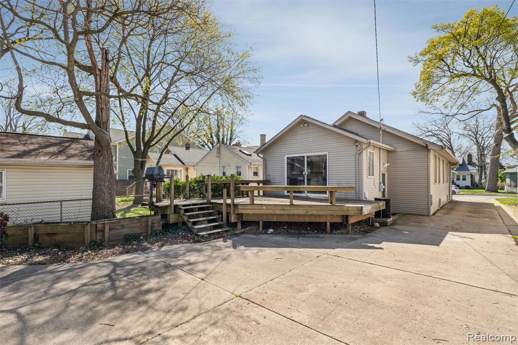 513 Baldwin Avenue, Royal Oak, MI 48067 — Photo 31