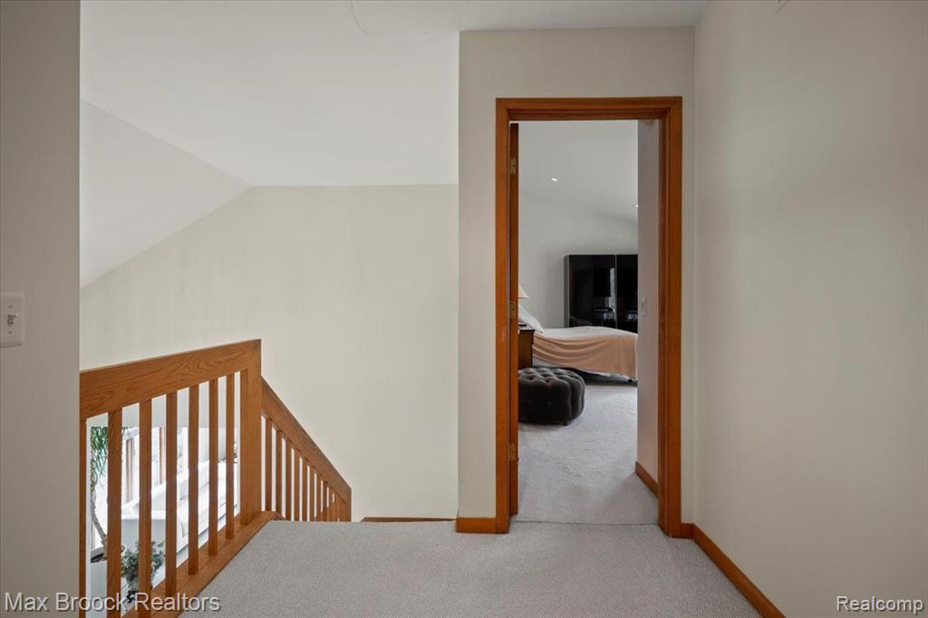 6362 CHARLES Drive, West Bloomfield, MI — Photo 32