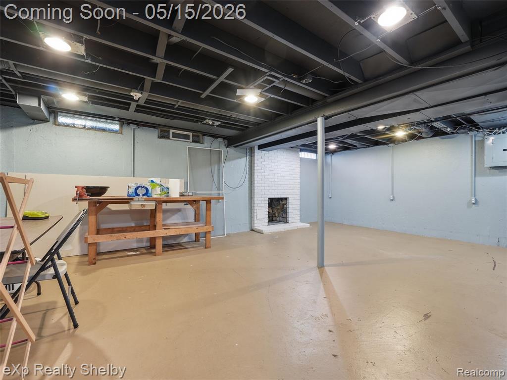 40753 Irval Drive, Sterling Heights, MI 48313 — Photo 24