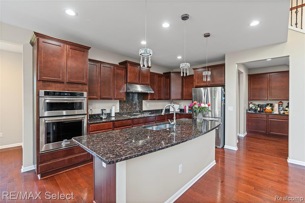 6363 Amber Lane, Grand Blanc, MI 48439 — Photo 15