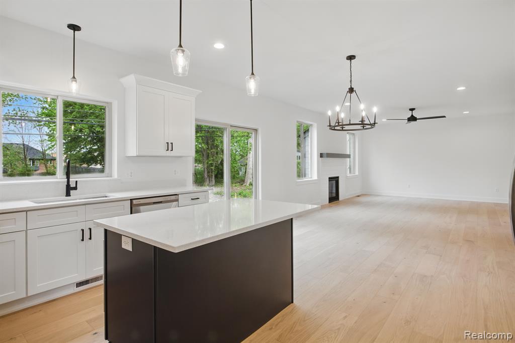 47309 Jefferson Avenue, Chesterfield, MI 48047 — Photo 18