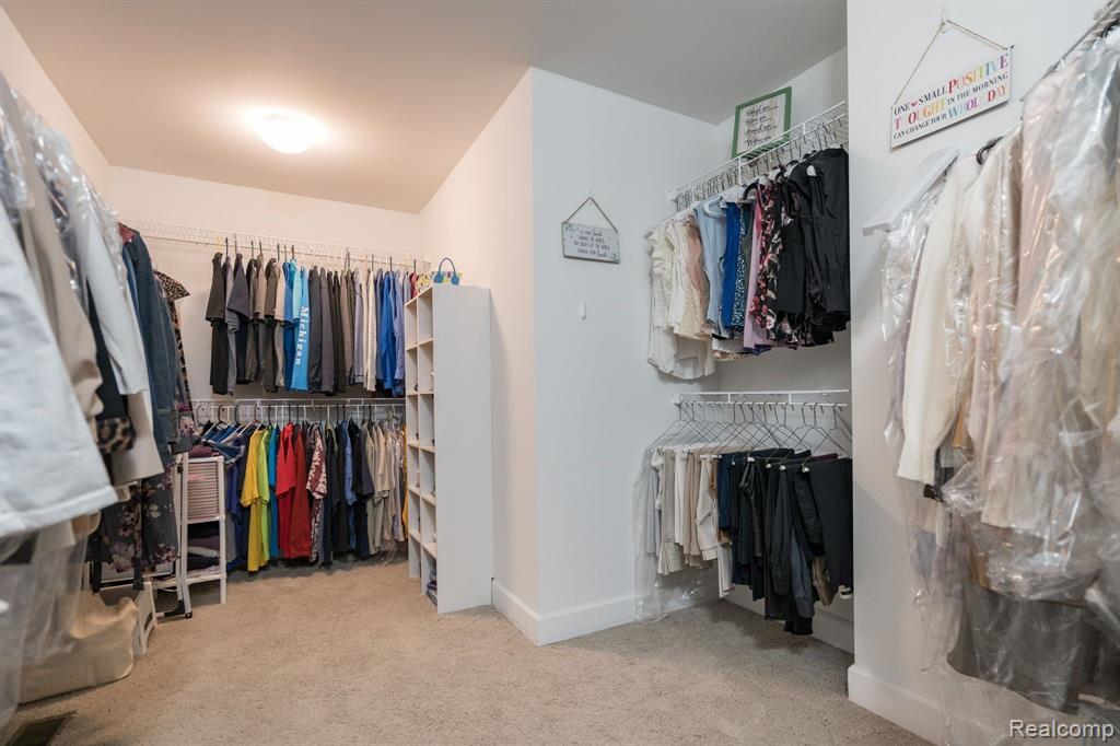 5657 GOLF POINTE Drive, Clarkston, MI 48348 — Photo 27