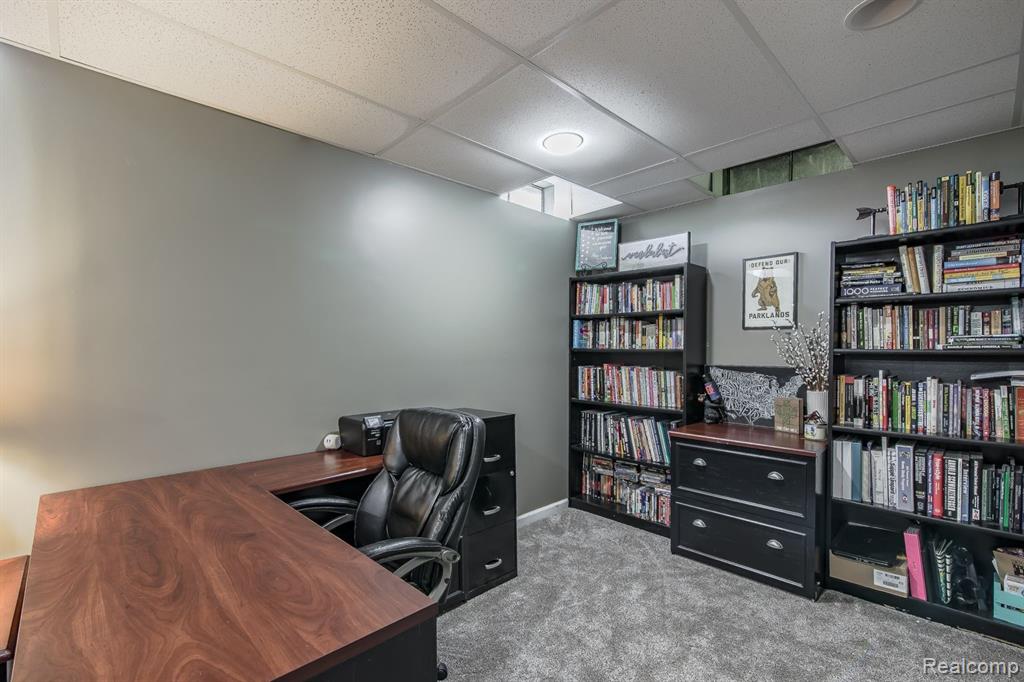 880 Frank Road, Lake Orion, MI 48362 — Photo 38