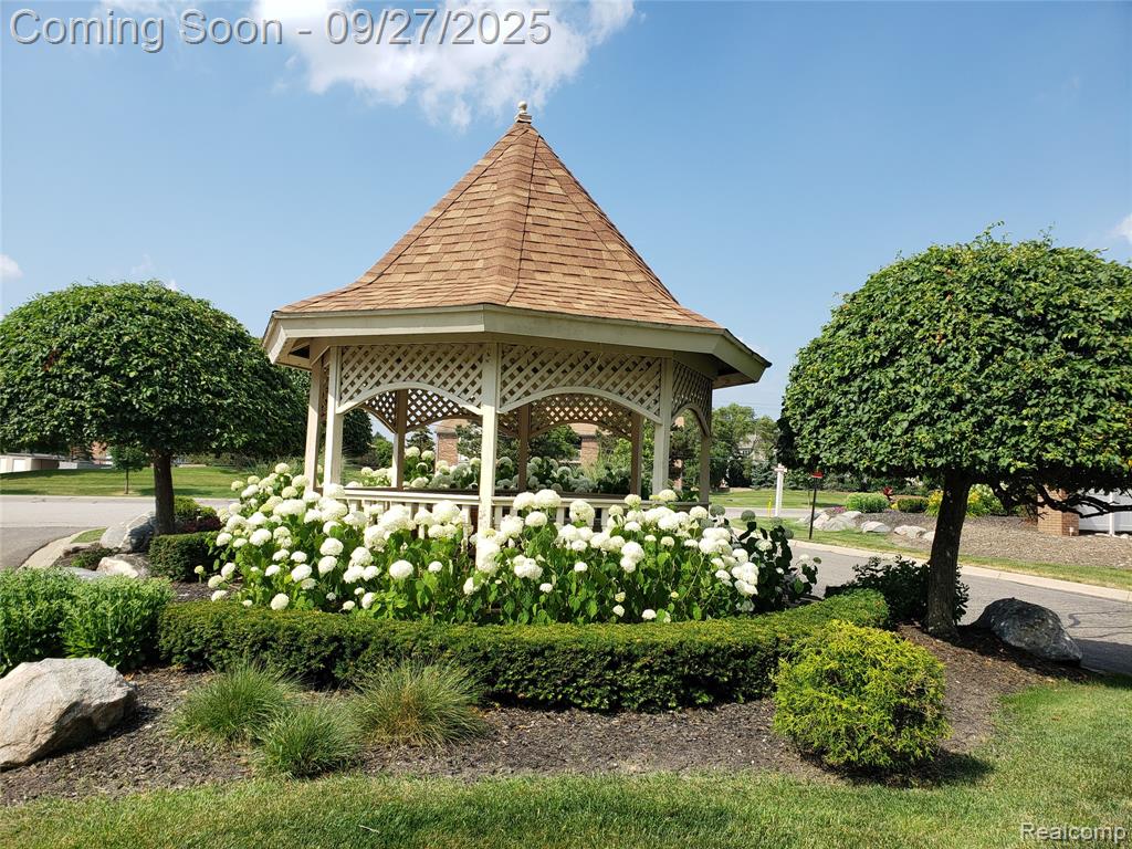 40050 Crosswinds, Novi, MI — Photo 19