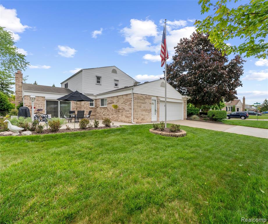 42736 BOULDEN Court, Canton, MI 48187 — Photo 14