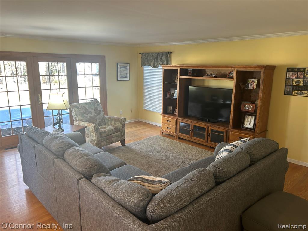 720 Arlington Circle, Marysville, MI 48040 — Photo 18