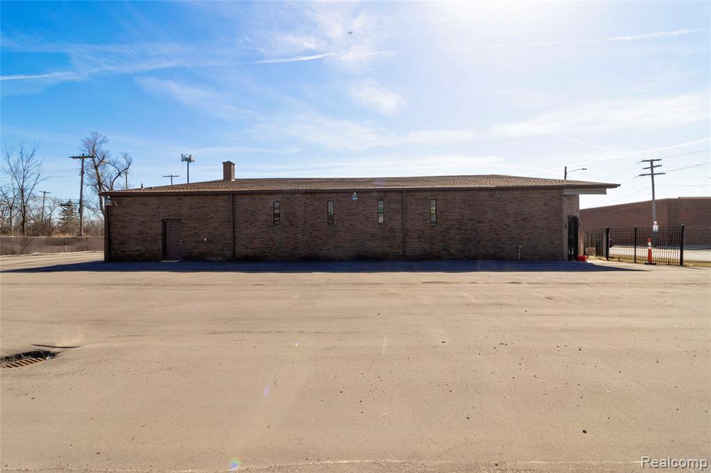 12700 Schaefer Highway, Detroit, MI 48227 — Photo 11