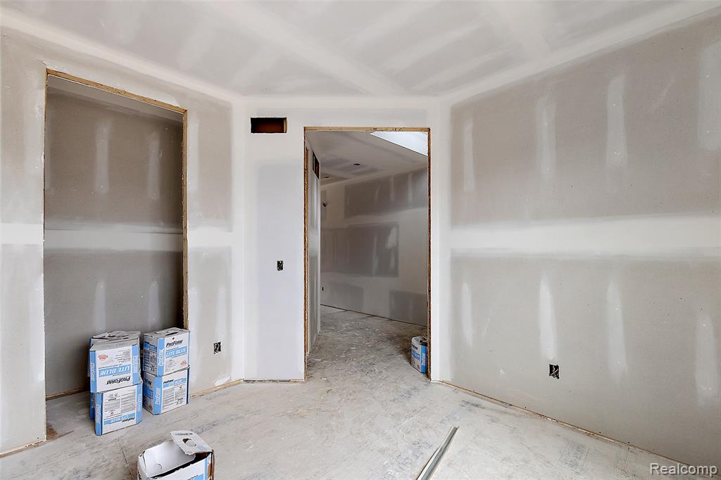 449 E Oakridge Street, Ferndale, MI 48220 — Photo 13