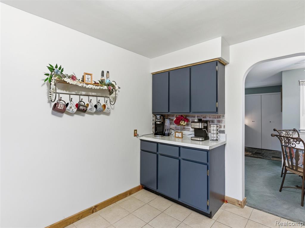 550 Johnson Street, Almont, MI 48003 — Photo 11