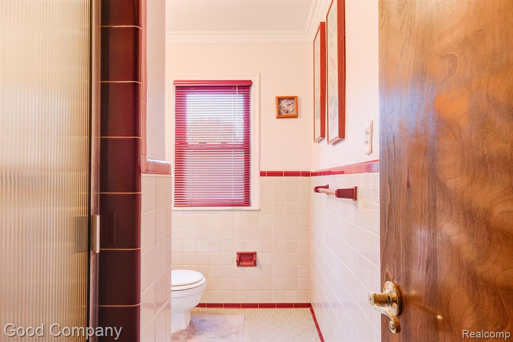 4008 PARKVIEW Drive, Royal Oak, MI 48073 — Photo 16